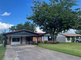 1307 S 1st St, Corsicana, TX 75110