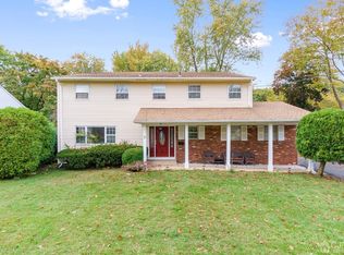 7 New Dover Rd, East Brunswick, NJ 08816