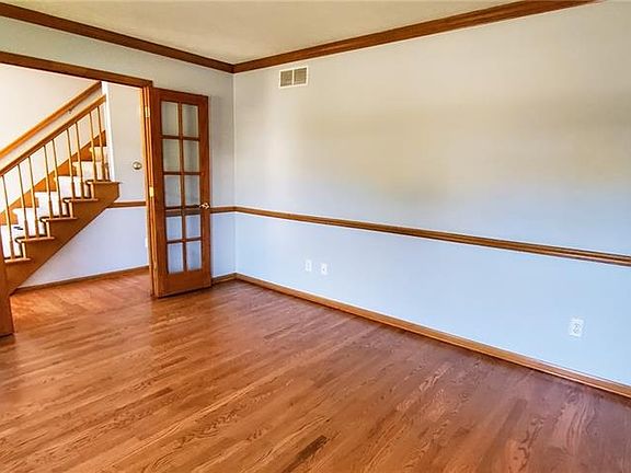 4th image of 107 Wintergreen Dr