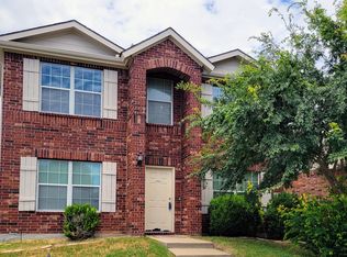 8805 Wayne St, Crossroads, TX 76227