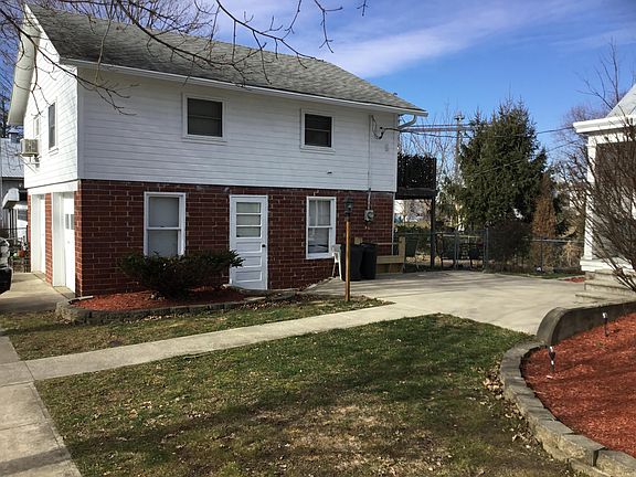 3rd image of 19 Woodland Ave #2