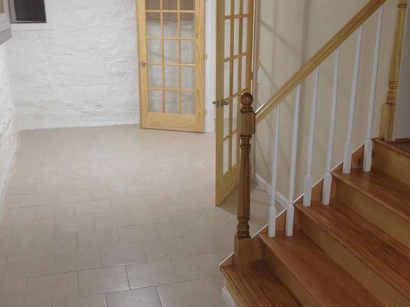 3rd image of 2800 Belmont Blvd #5