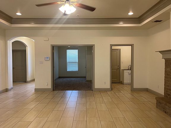 3rd image of 1410 Overshine Ln