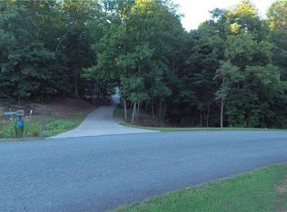 3862 Courtland Cir, Thomasville, NC 27360