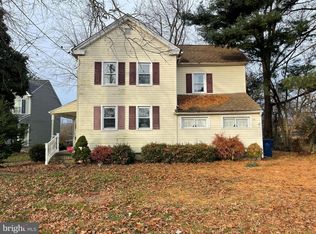 122 S Burnt Mill Rd, Voorhees, NJ 08043