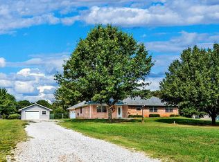 37 Lariat Dr, Denison, TX 75021