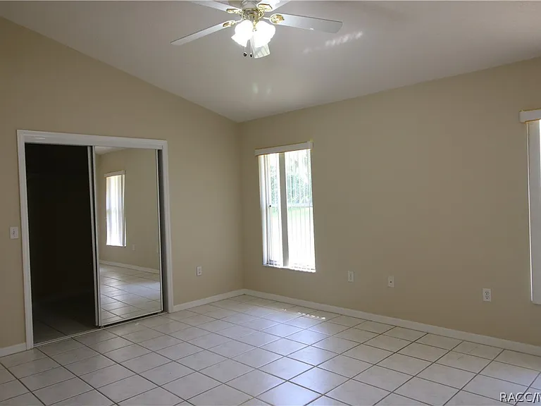 2864 N Churchill Way — Photo 13
