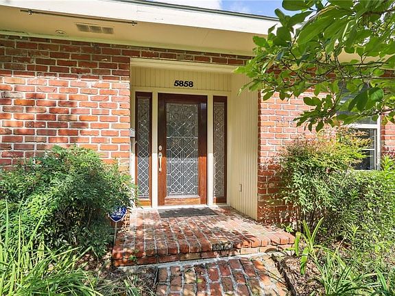 3rd image of 5858 Fleur De Lis Dr