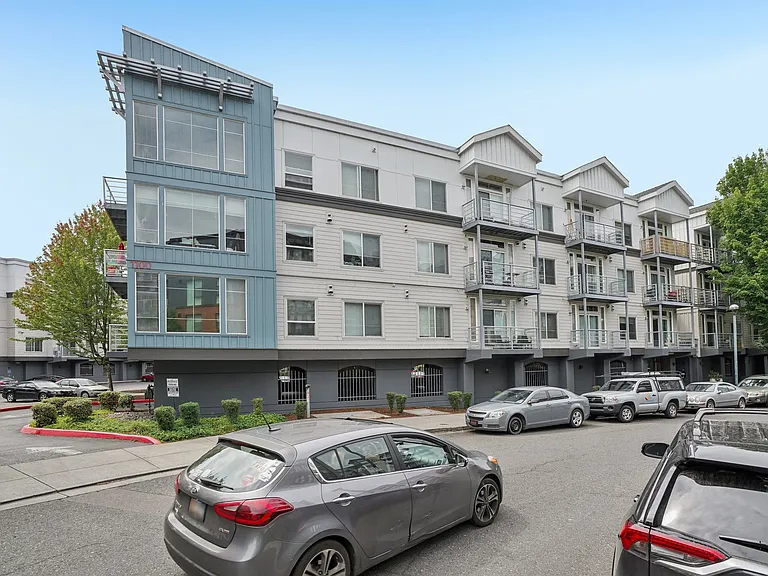 Maddox Apartments — Photo 27