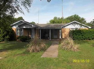 2135 W Kansas Ave, Arkansas City, KS 67005