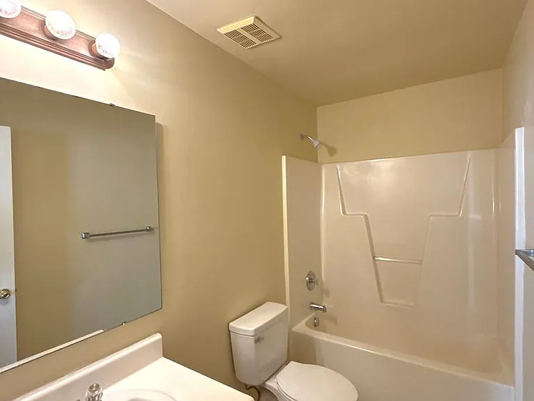 6831 Sunman Rd — Photo 11