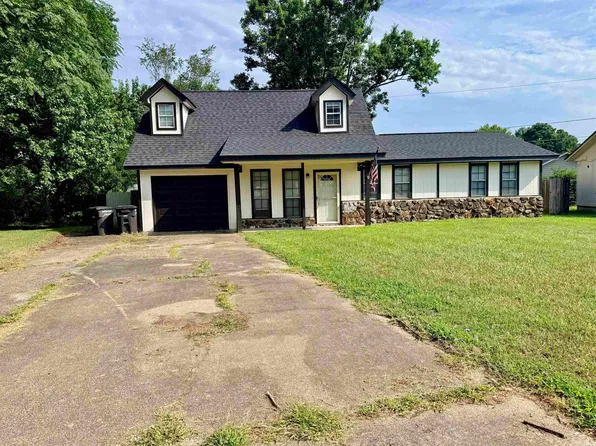 46 Wright Cir, Jacksonville, AR 72076