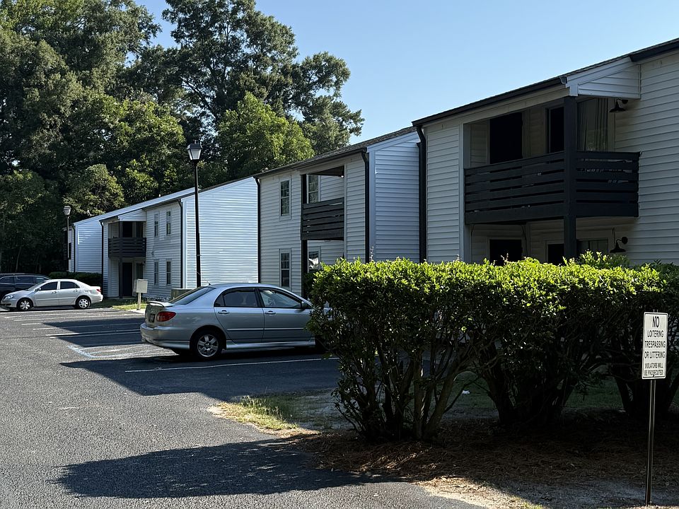 1st image of 1627 Gregg Ave APT A3