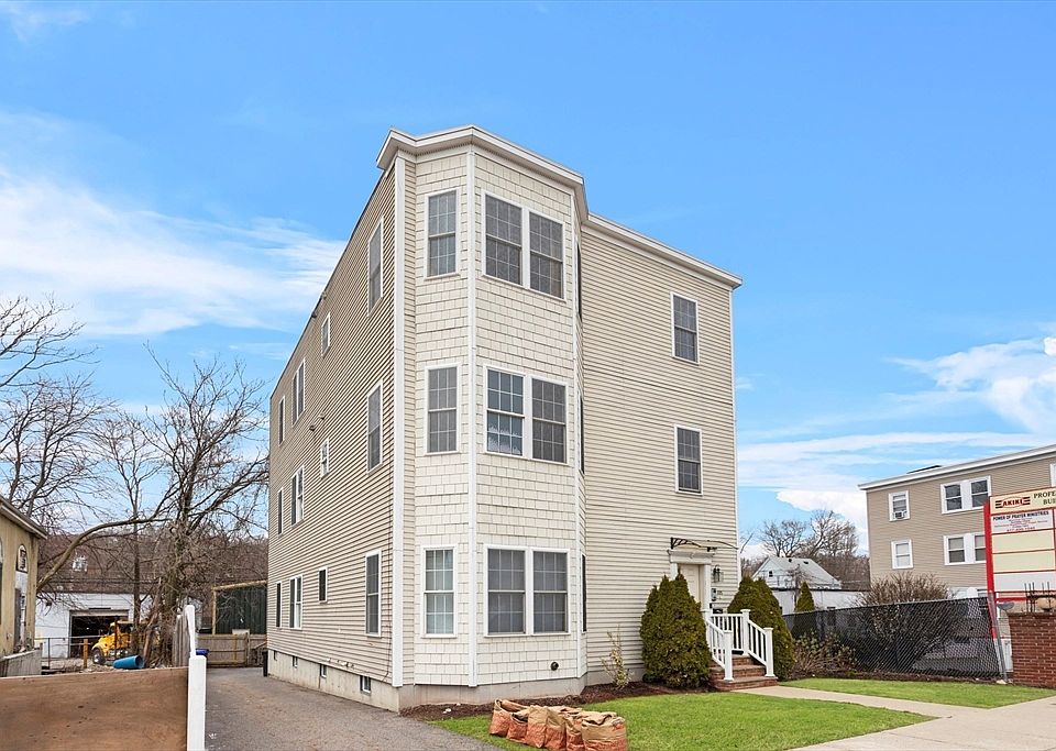 1st image of 895 Hyde Park Ave #2