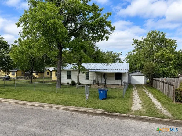 784 Samuels St, New Braunfels, TX 78130