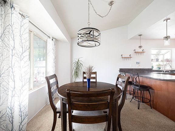 3rd image of 4817 Glenhaven Dr