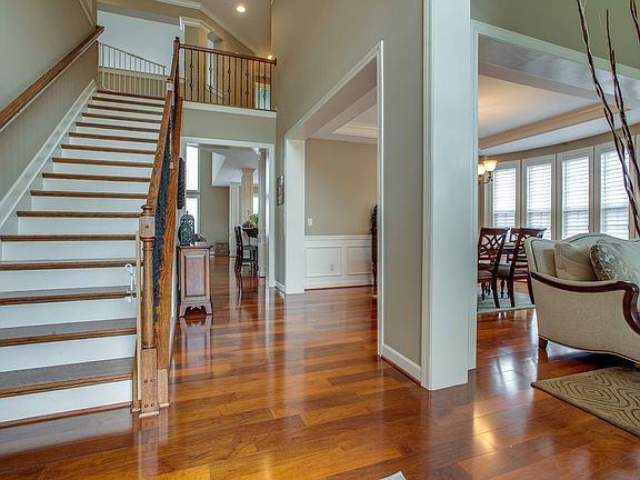 3rd image of 205 Terri Park Way