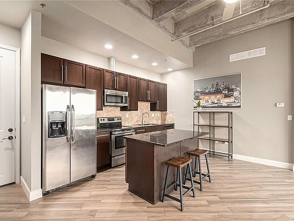 5th image of 2940 Baltimore Ave #1407