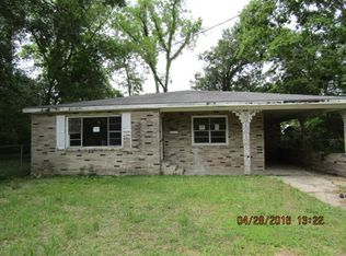 714 W Hutchinson Ave, Crowley, LA 70526