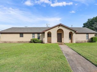100 Thompson Cir, Lorena, TX 76655