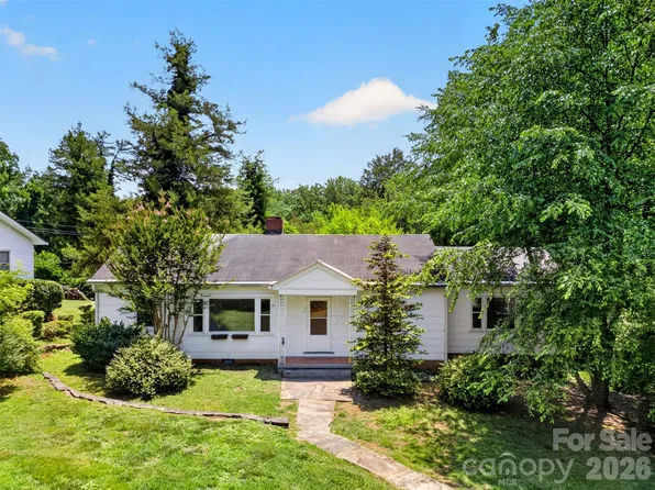 64 2nd St, Tryon, NC 28782