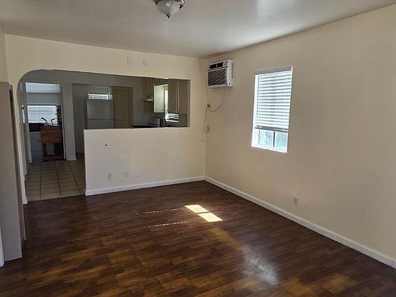 3rd image of 1812 Orange St
