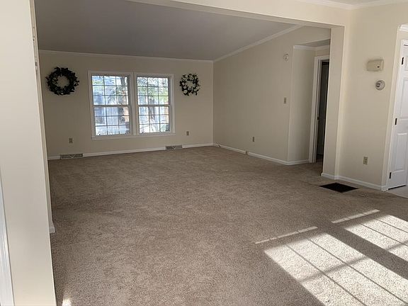 4th image of 41 Trailwood Dr