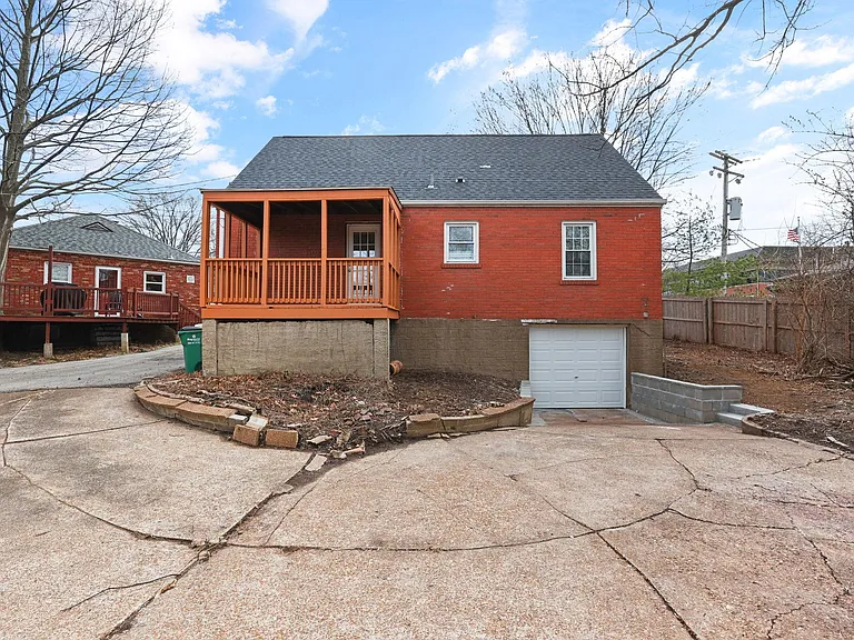 2904 Greentop Ct — Photo 30