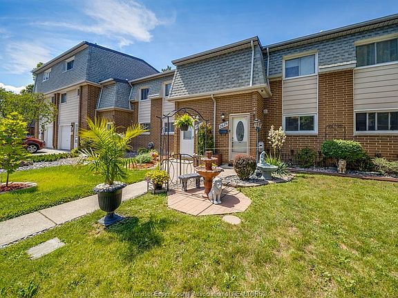 3rd image of 2629 Vine Ct #54