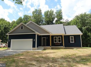 835 Cabin Poin, Montross, VA 22520