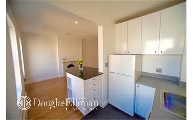 Rented by Douglas Elliman | media 30