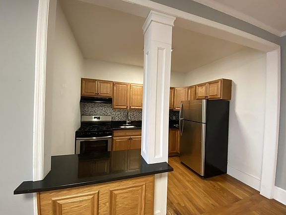 5th image of 206 2nd Ave APT 15