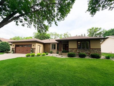 2626 13th Ave SE, Aberdeen, SD, 57401