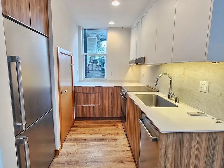 1431 24th Ave #E — Photo 6