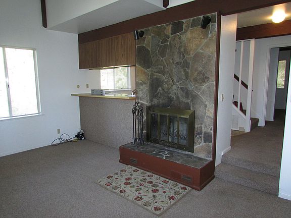 5th image of 3115 N Lake Blvd #76