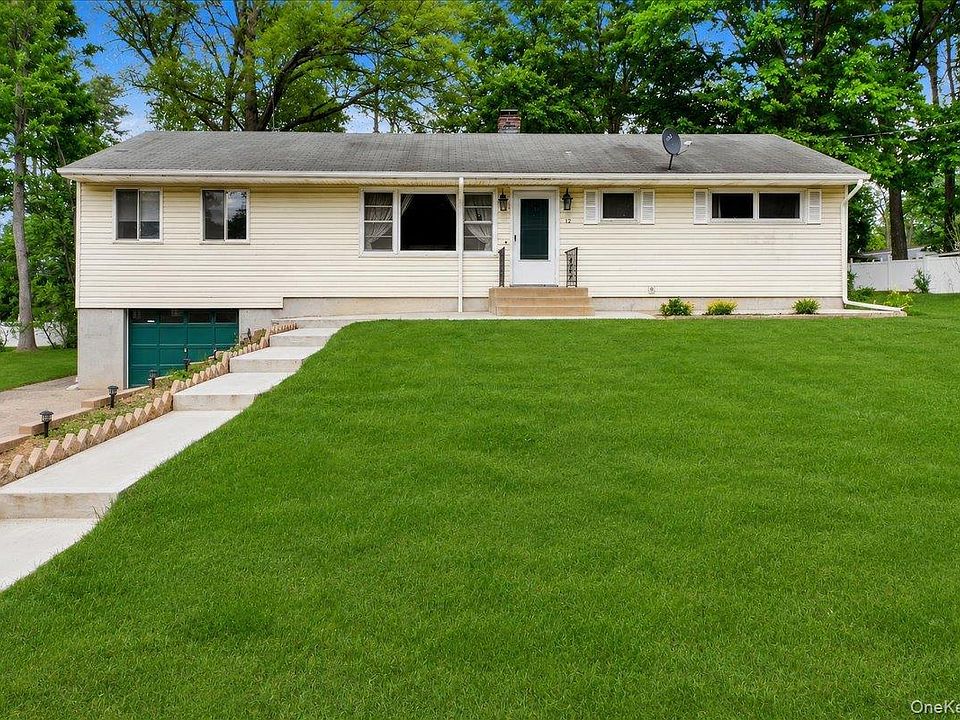 1st image of 12 Elizabeth Lane