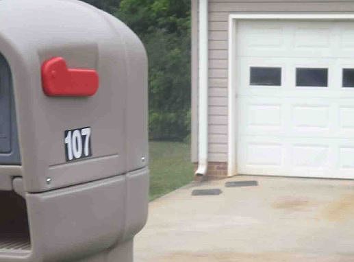 2nd image of 107 Heatherbrook Ct