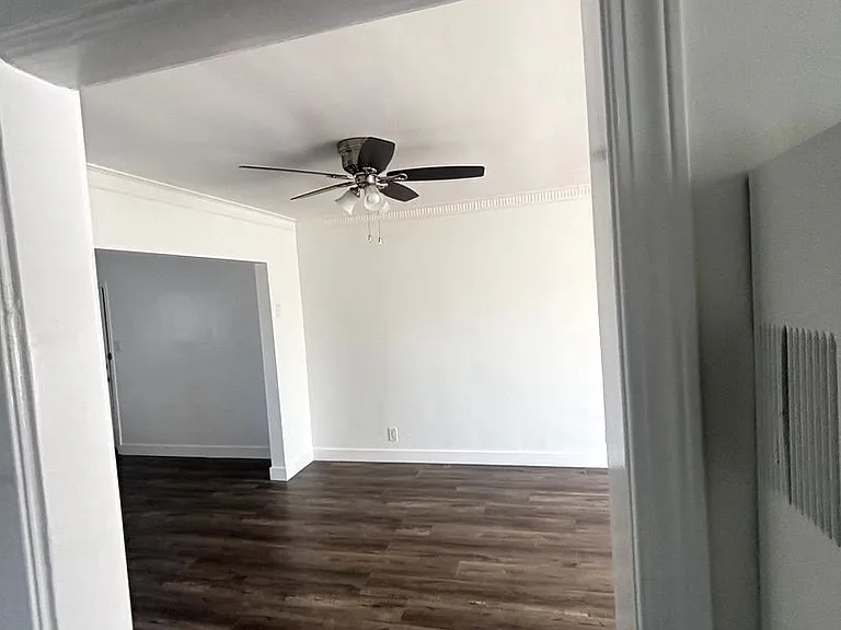 5623-5633 W Venice Blvd — Photo 46