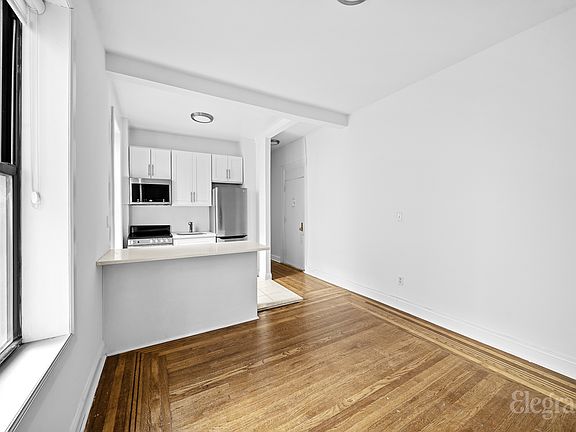 2nd image of 35 E 17th St APT 217