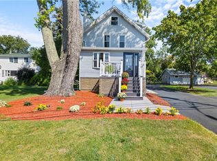 2726 Hemlock Rd, Eden, NY 14057