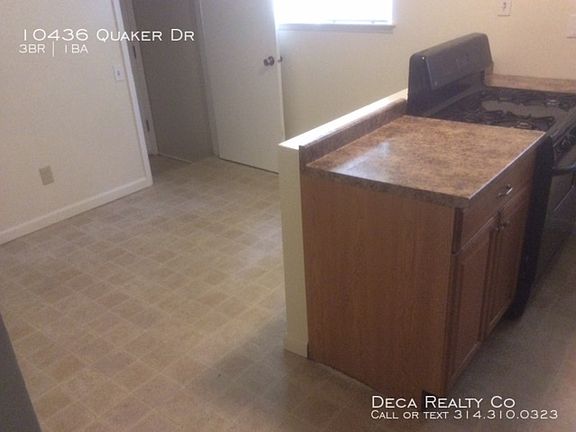 4th image of 10436 Quaker Dr