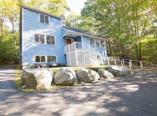 105 Old Essex Rd, Manchester, MA 01944