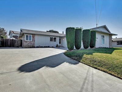 1881 Hermosa Way, Hollister, CA, 95023
