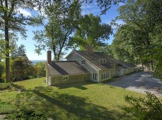 58 Fox Hill Rd, Tewksbury Twp, NJ 07830