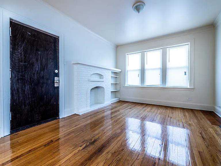 8001-03 S Carpenter St #1017-1021 — Photo 17