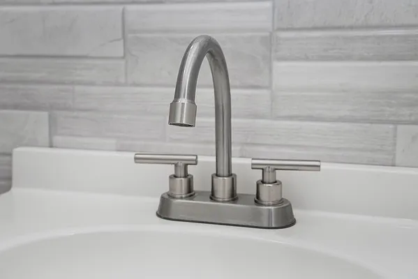 Rented by Bold New York | media 22