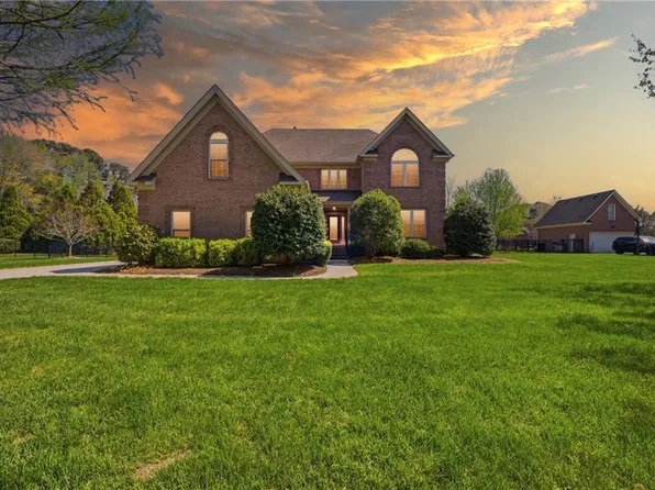 536 Thistley Ln, Chesapeake, VA 23322