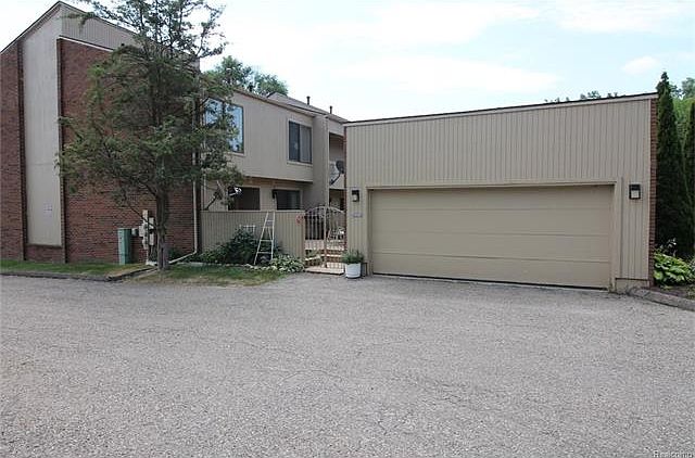 1st image of 7412 Azalea Ct #1