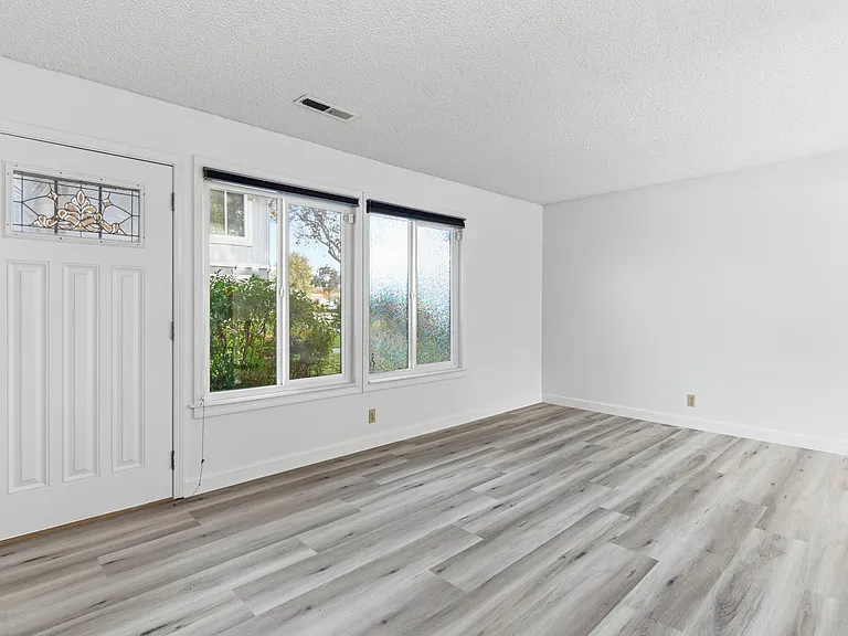 3194 Pawnee Way — Photo 5