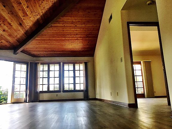 2nd image of 60 Sausalito Cir E